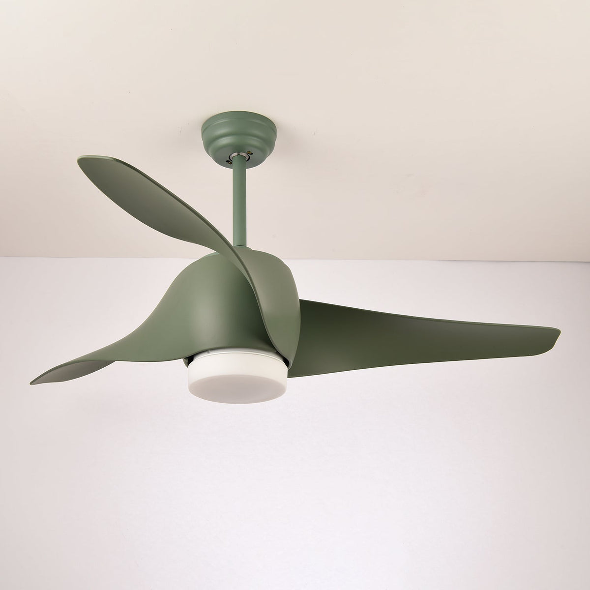 Verdantia Aero Ceiling Fan Light