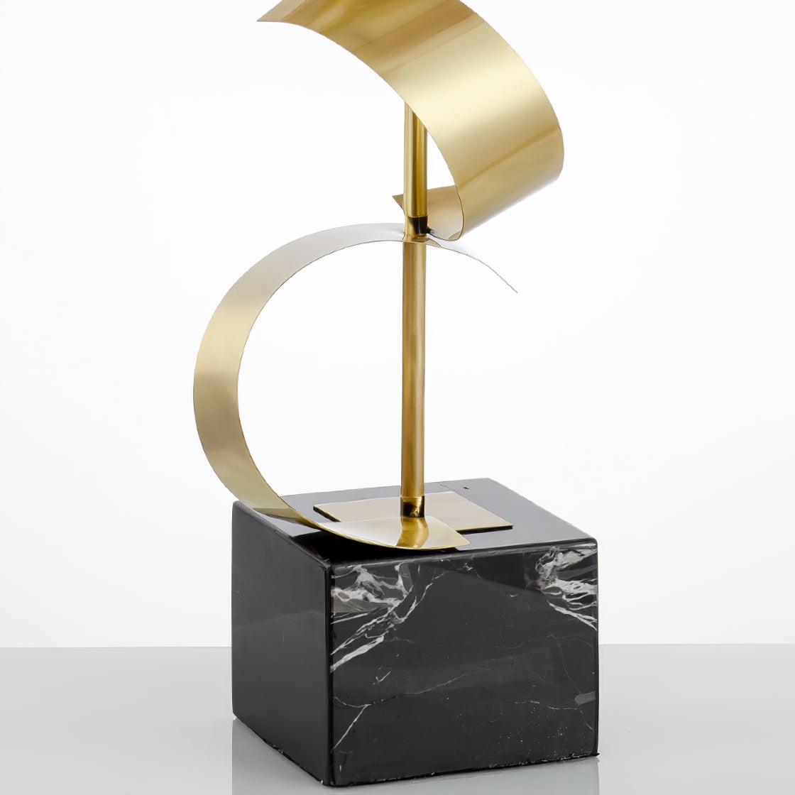 Vero Table Lamp