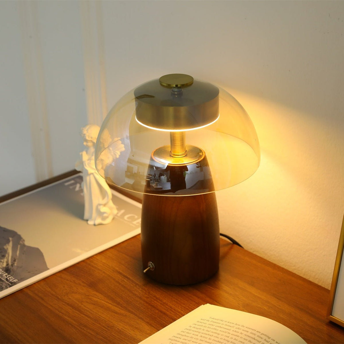 Veyra Table Lamp