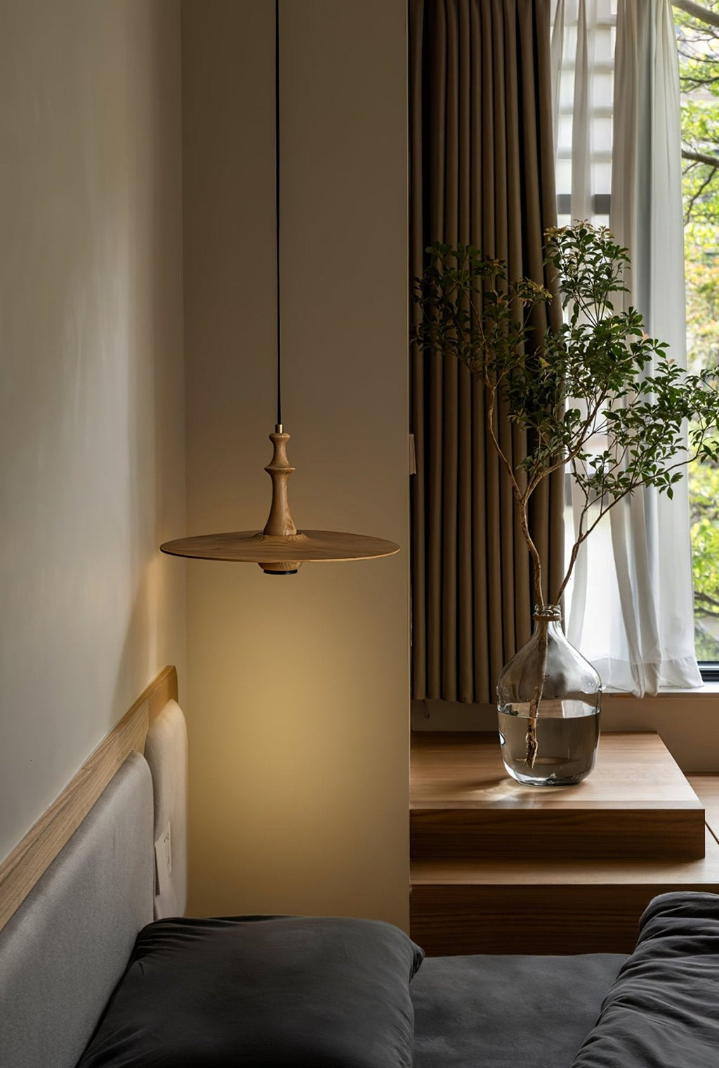 Wooden Spin Pendant Light