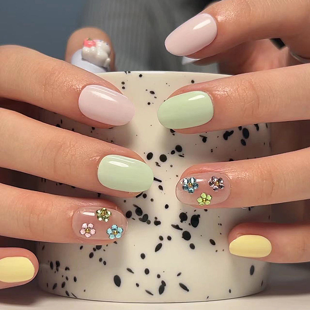 StarNagel Coffin Nails in Einfarbigem Minimalistischem Design für Ostern