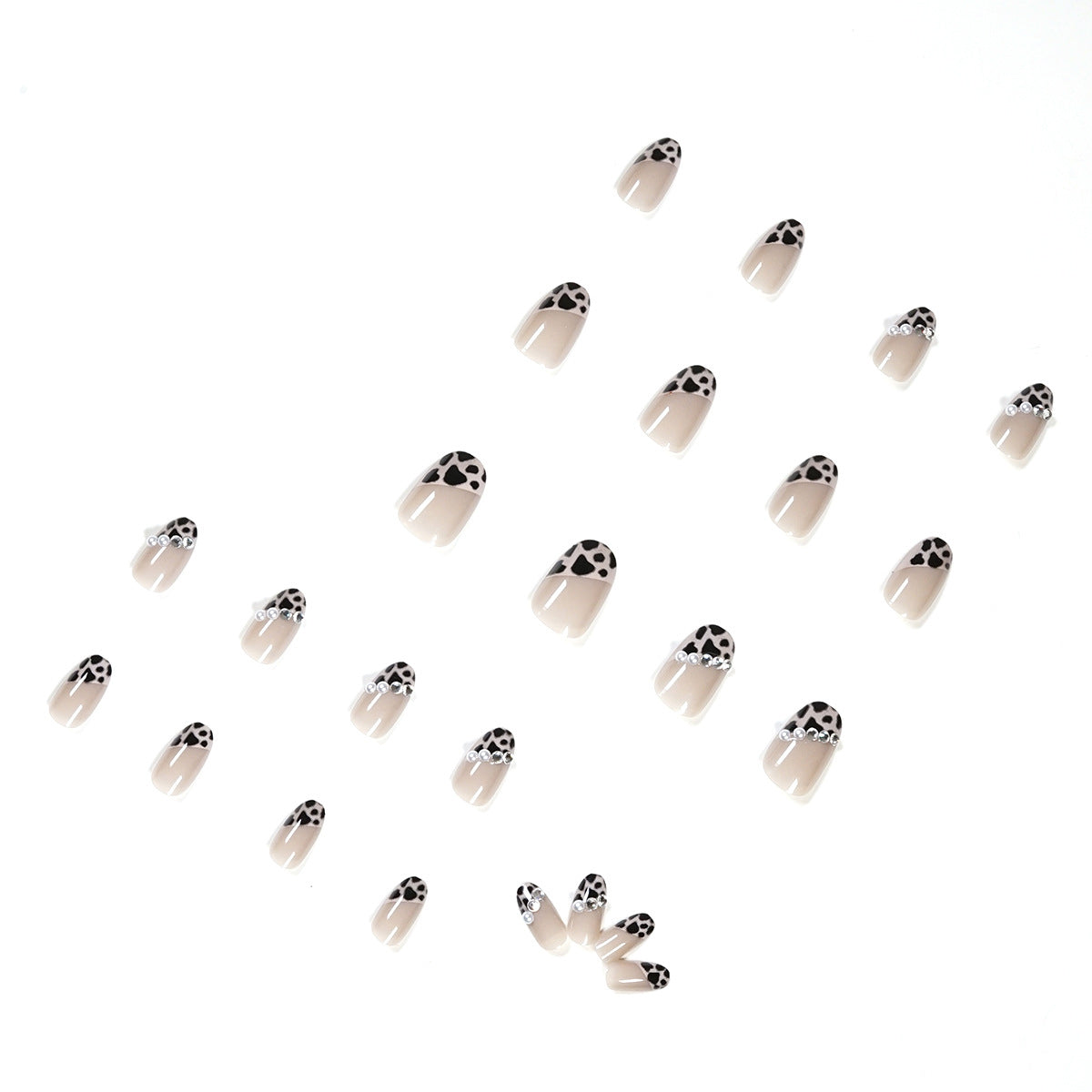 StarNagel Coffin Nails in Nude mit Schrägem Leopardendesign und Voller Strassbesetzung