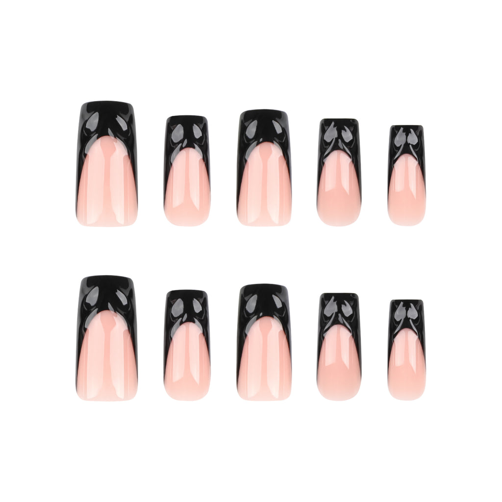 StarNagel Coffin Nails in Schwarz mit Minimalistischem French