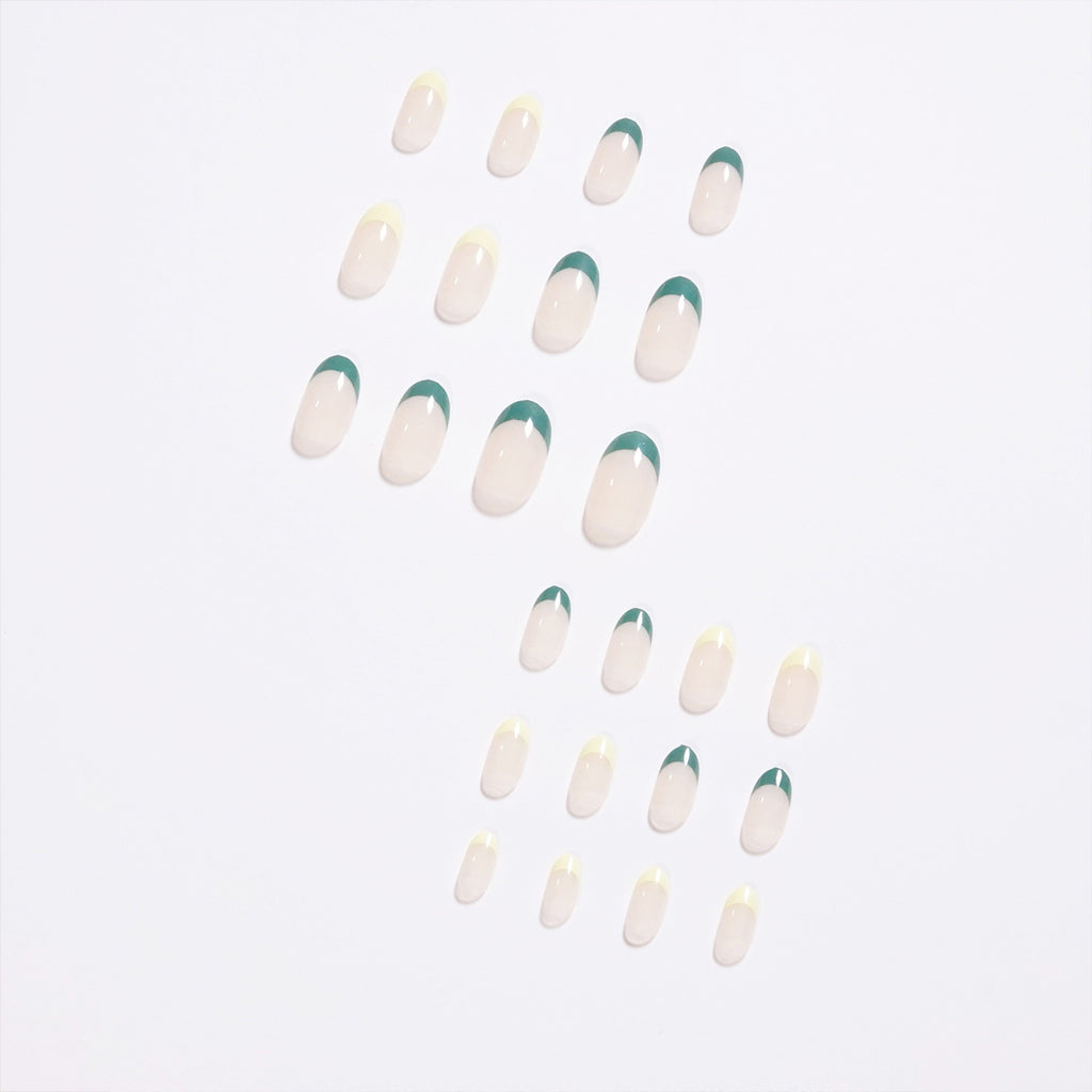 StarNagel Coffin Nails mit French in Olivgrün mit Farbwechsel