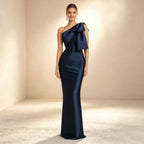 One-Shoulder Abendkleid in Marineblau – Elegantes Maxikleid mit Großer Schleife