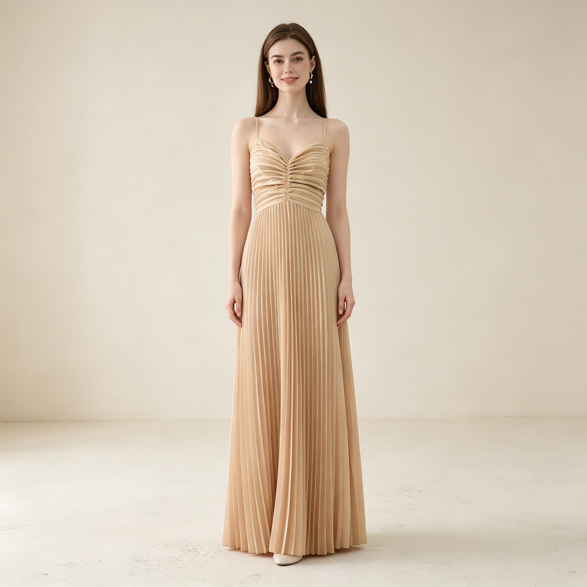 Elegantes Plissee Abendkleid mit Spaghettiträgern und Raffung