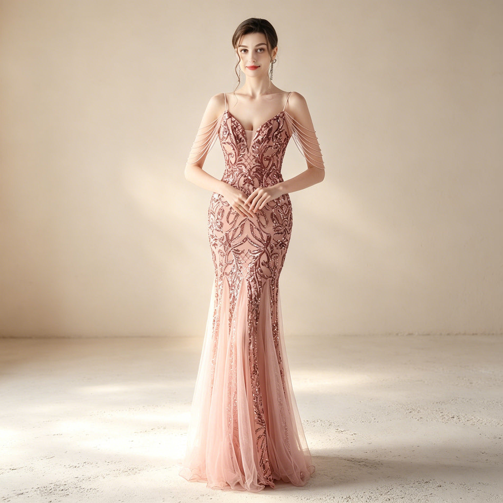 Elegantes Abendkleid in Altrosa – Meerjungfrau-Kleid mit Pailletten & Raffinierten Schulterketten
