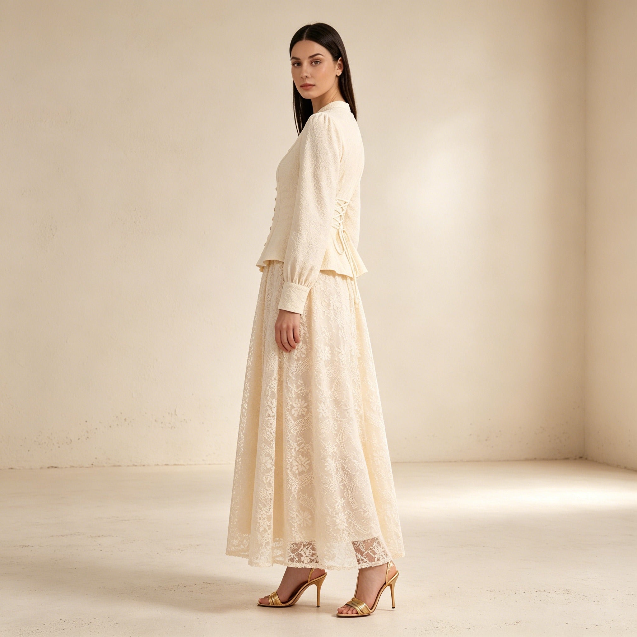 Elegantes Spitzen-Zweiteiler Creme | Festliches Set mit Rock und Blazer