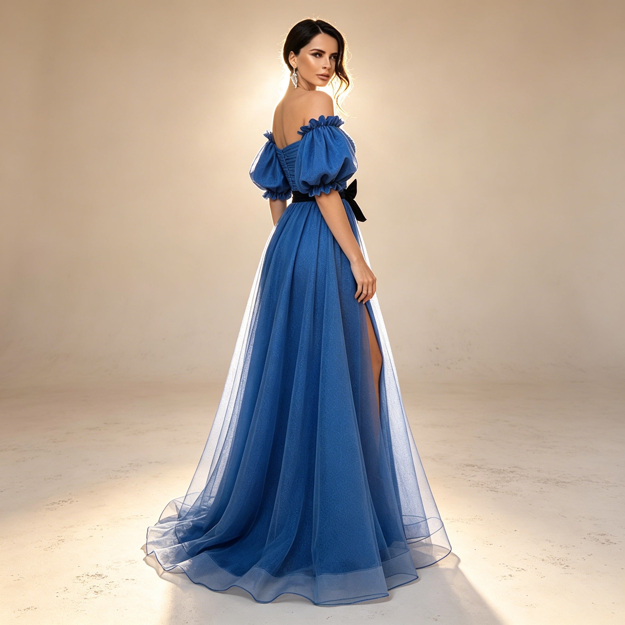 Elegantes Off-Shoulder Abendkleid mit Puffärmeln und Beinschlitz