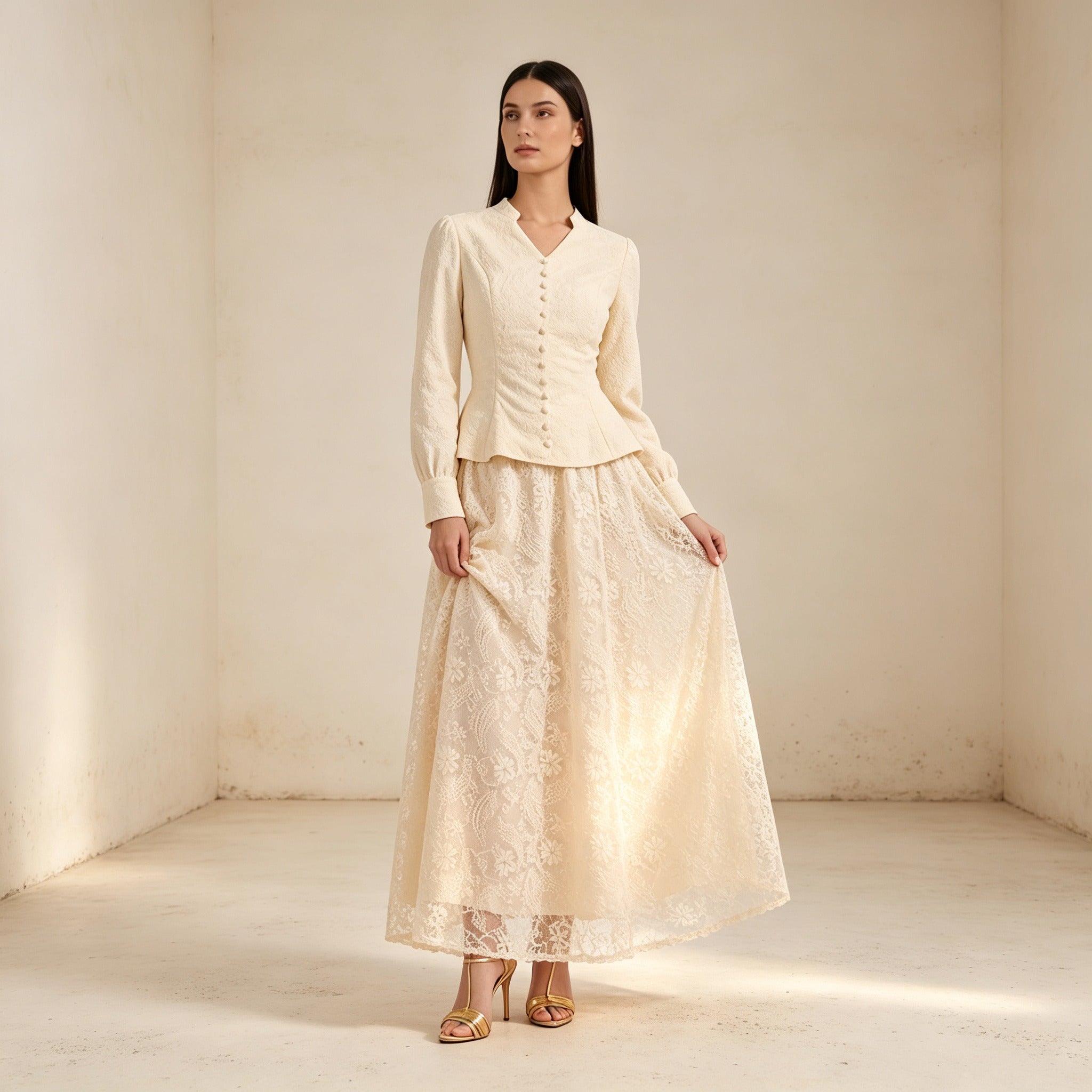 Elegantes Spitzen-Zweiteiler Creme | Festliches Set mit Rock und Blazer