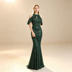 Funkelndes Pailletten Abendkleid mit Cold-Shoulder – Elegantes Neckholder Maxikleid