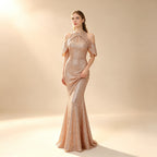 Funkelndes Pailletten Abendkleid mit Cold-Shoulder – Elegantes Neckholder Maxikleid