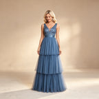 Festliches Abiballkleid in Staubblau - Ärmelloses Ballkleid aus Tüll