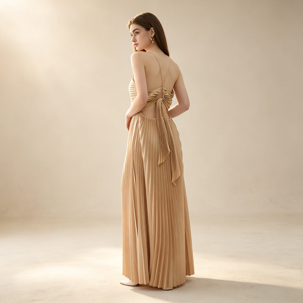 Elegantes Plissee Abendkleid mit Spaghettiträgern und Raffung
