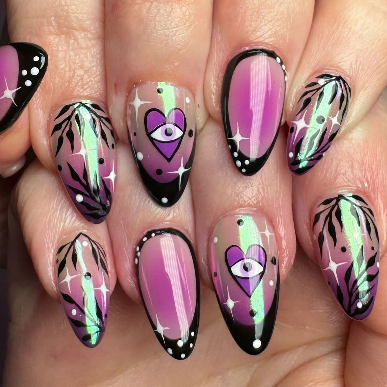 StarNagel Almond Nägel in Lila mit Ombre French und Glitzer