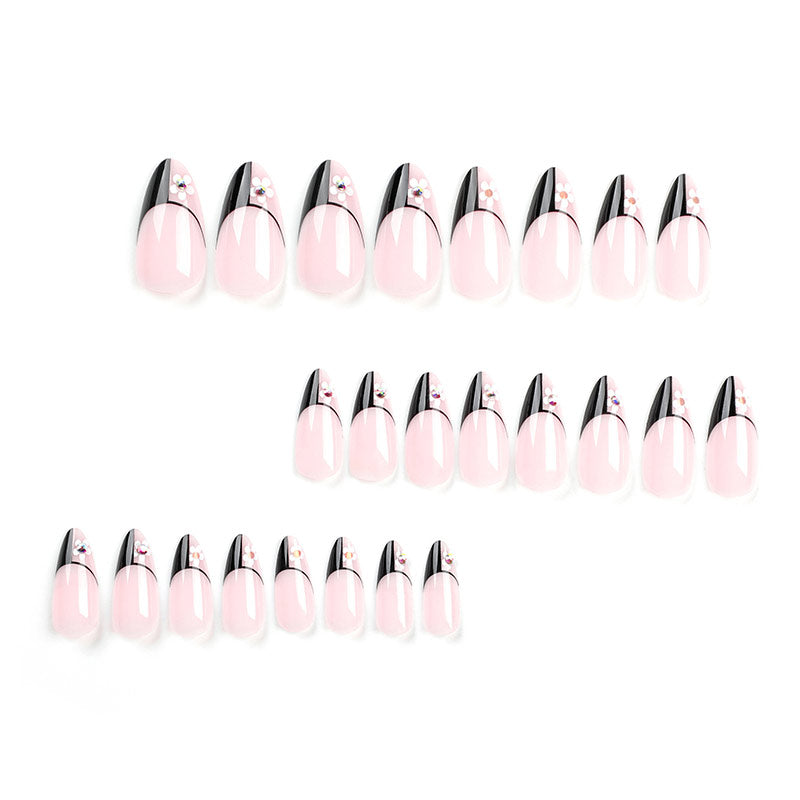 StarNagel Almond Nägel in Schwarz mit French Design, Kontrastoptik und Strasssteinen