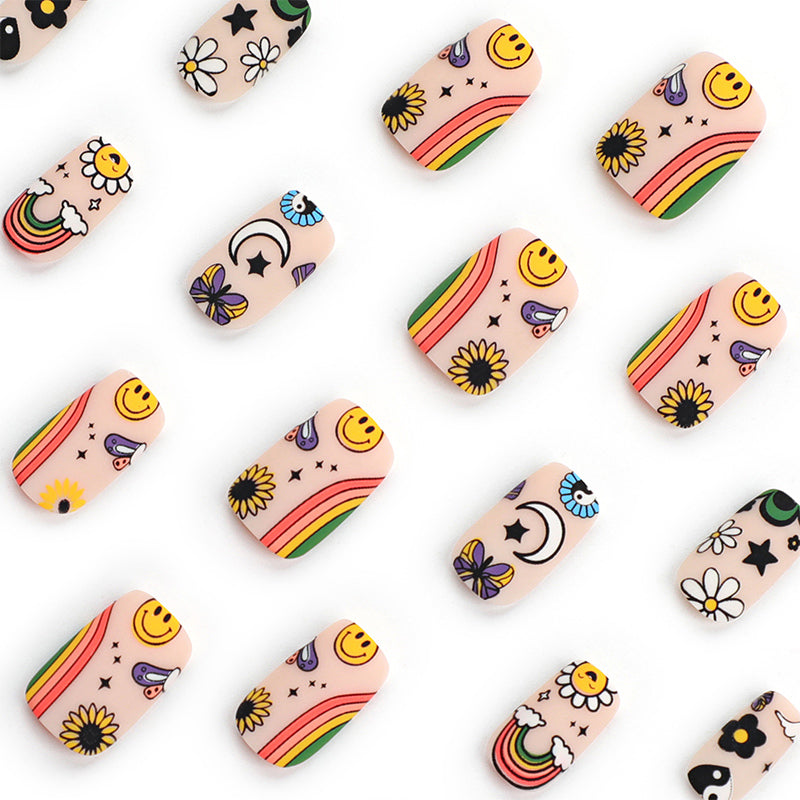 StarNagel Ballerina Nägel in Beige mit Süßem Cartoon Graffiti