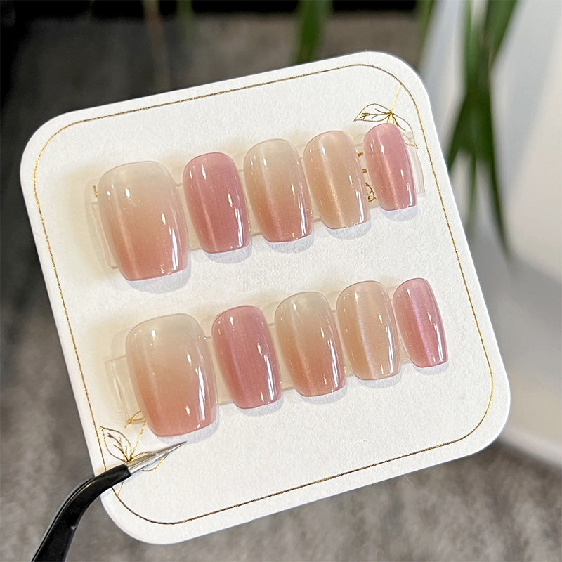 StarNagel Ballerina Nägel in Rosa mit Cat Eye Effekt, Goldfolie und Graffiti