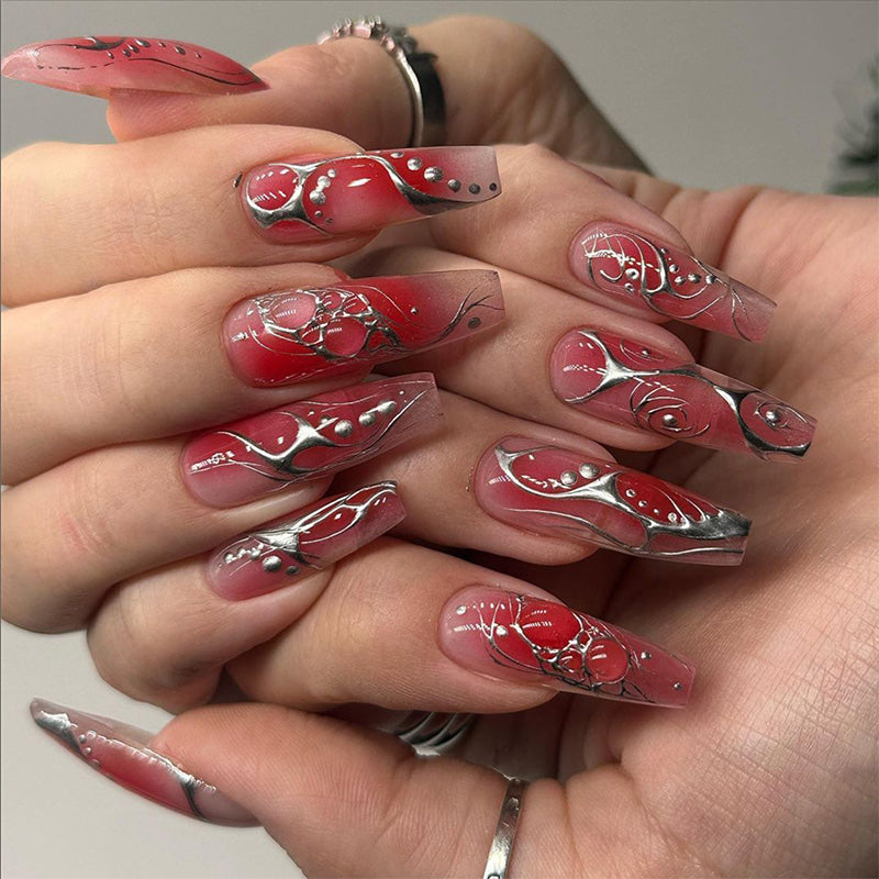 StarNagel Ballerina Nägel in Rot Ombre mit Silbernen Streifen für Herbst und Winter